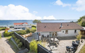 Amazing Home In Gråsten With House Sea View